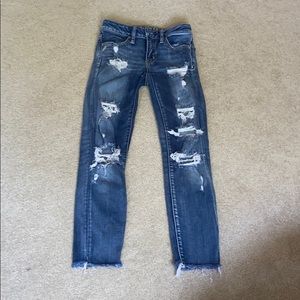AMERICAN EAGLE JEANS
